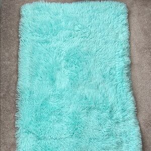 Plush Shag Blanket in Aqua Blue